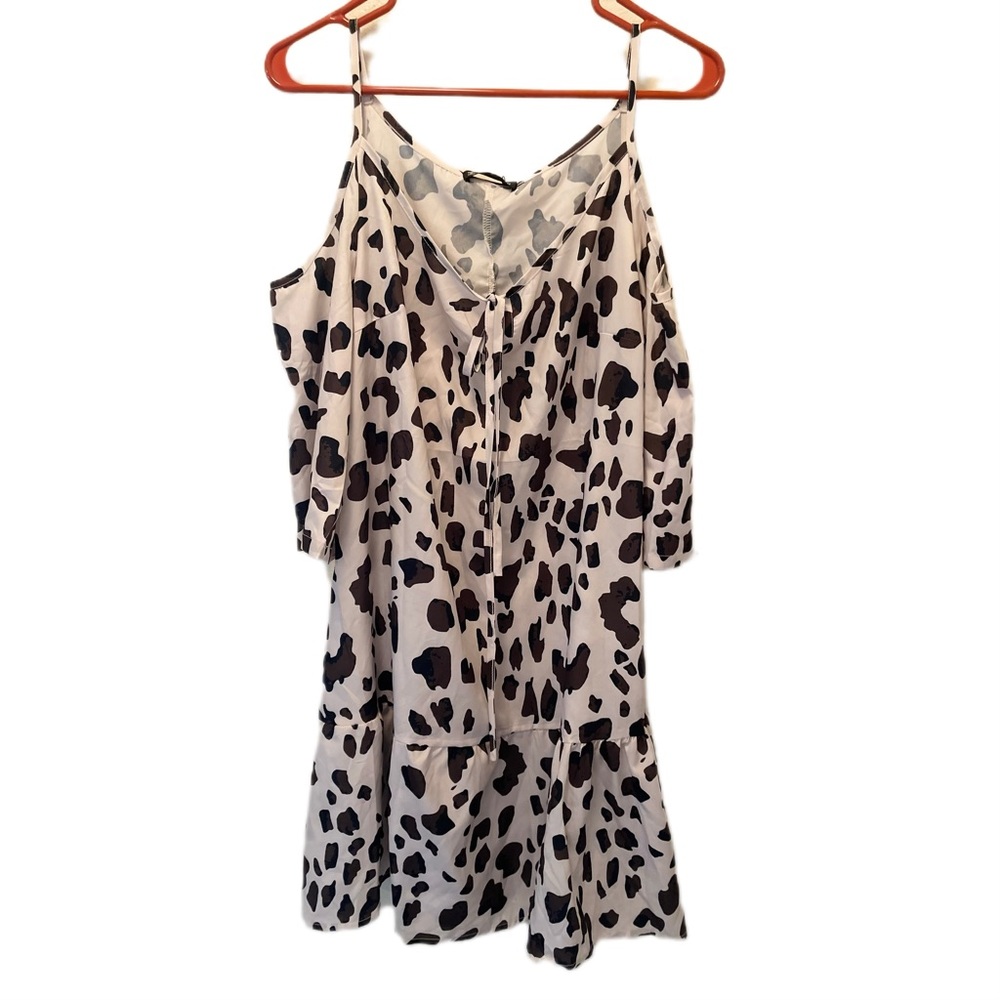 Sheila, Size medium long shirt or short dress, leopard print. Very cute